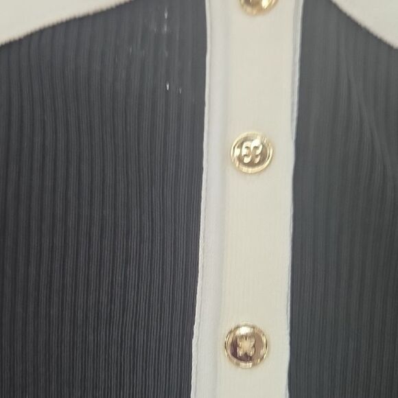 Alice + Olivia Womens Polo in Black and Cream - Picture 4 of 11